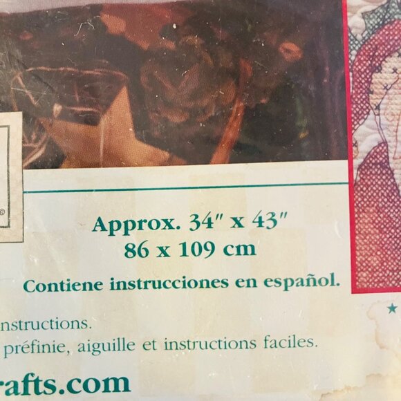 Debbie Mumm Dimensions Stamped Cross Stitch Kit - Santas Welcome Quilt 34" X 43" - Picture 6 of 7